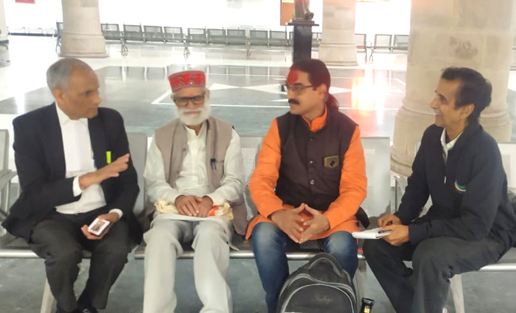 Swabhiman Party ने दिल्ली के अधिवक्ताओं से साधा संपर्क, बड़ी रणनीति की तैयारी